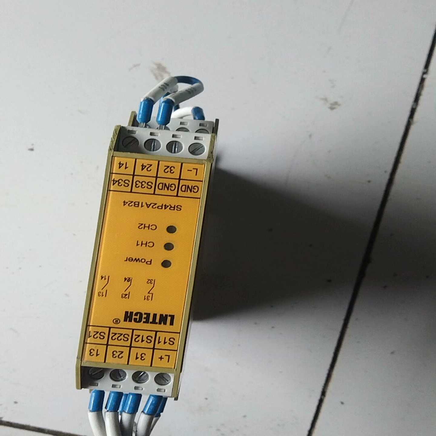 莱恩LNTECH安全继电器SR4P2A1B24--议价商品