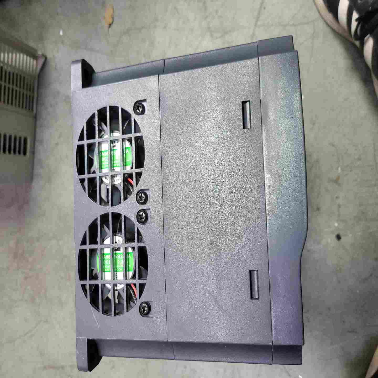 众辰变频器11/15KWH6400S-11G/15P-MD询价