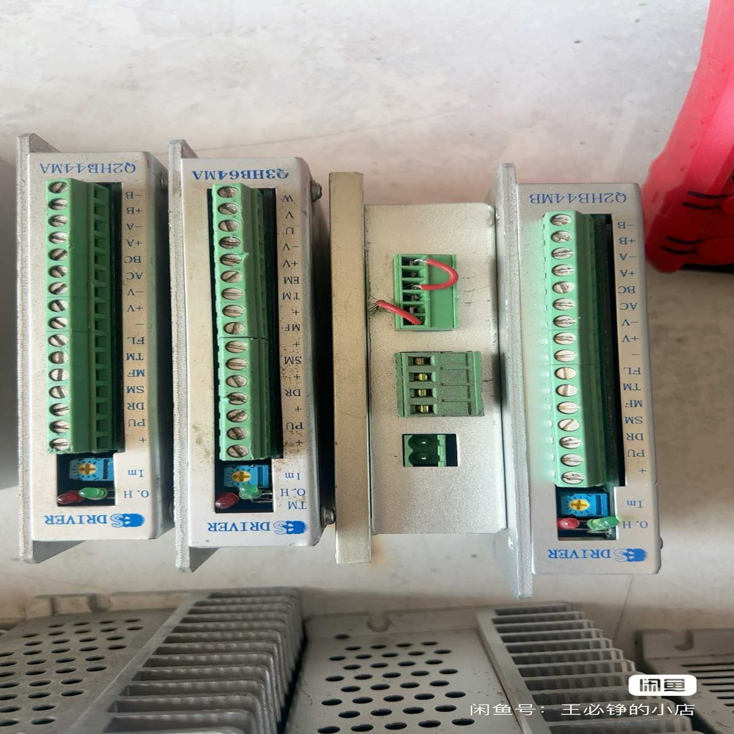 议价原装白山步进驱动器Q2HB44MC功能正常。Q2HB64MA现货/维修