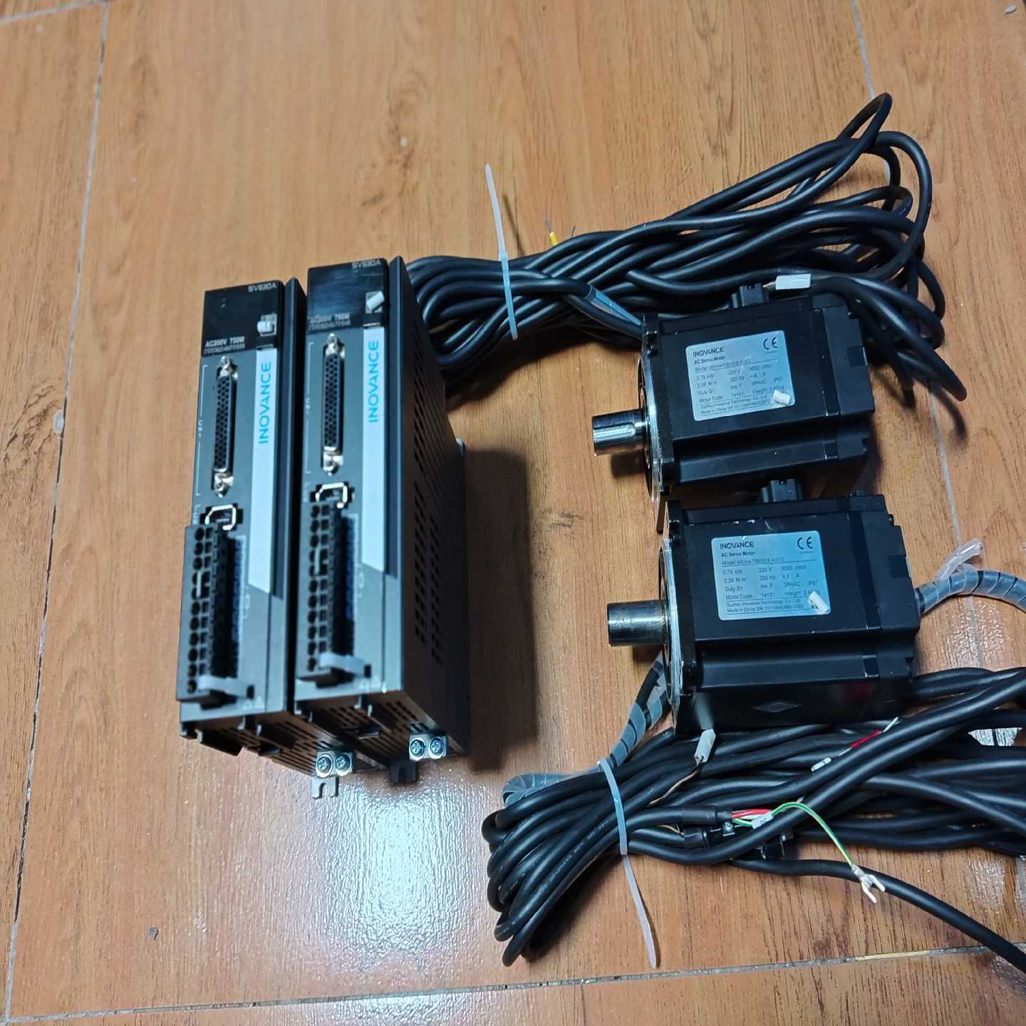 （霸霸电子）汇川750w伺服电机套装SV630AS5R5I，电机MS1H