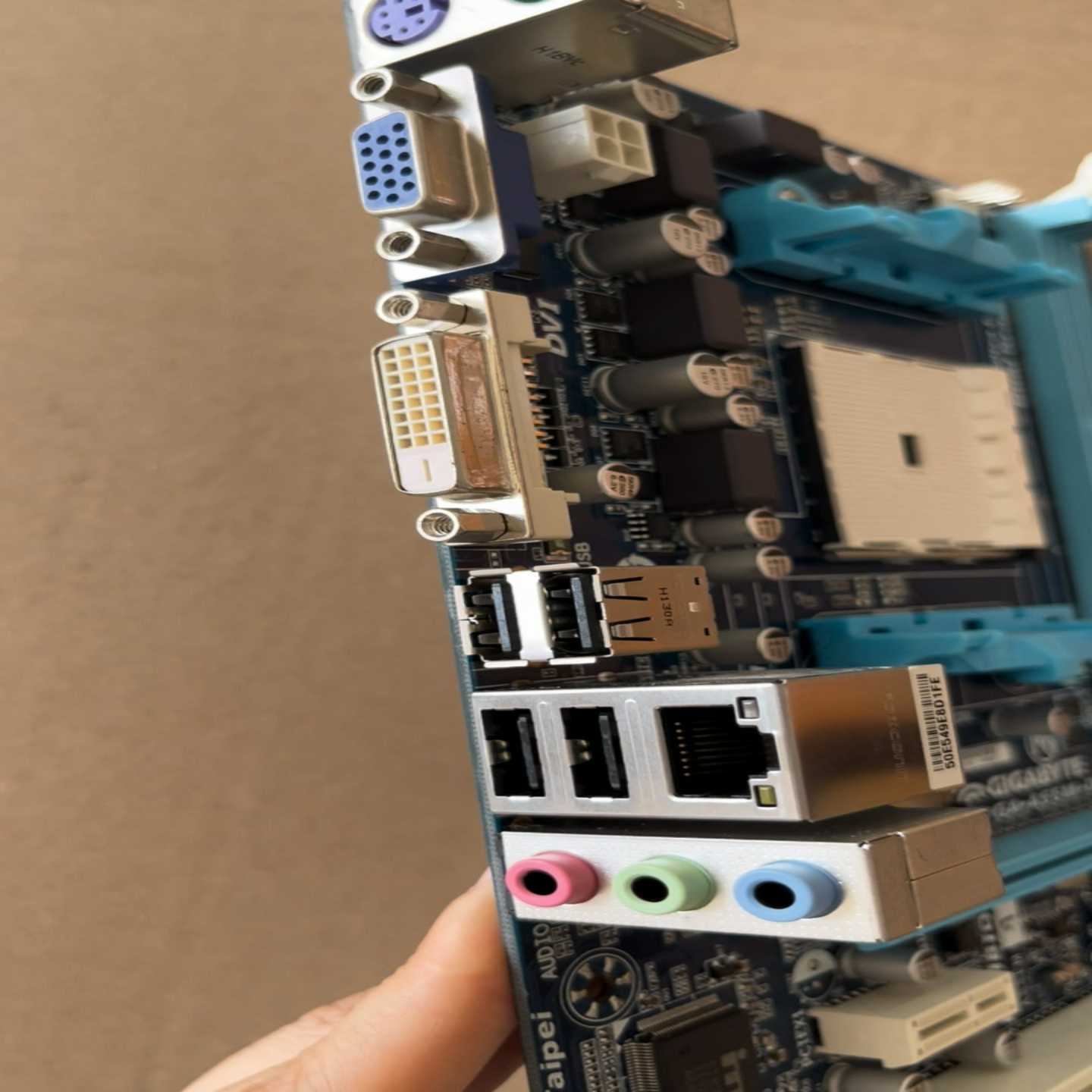 GIGABYTE A55M-DS2主板 AMD FM1接口~询价