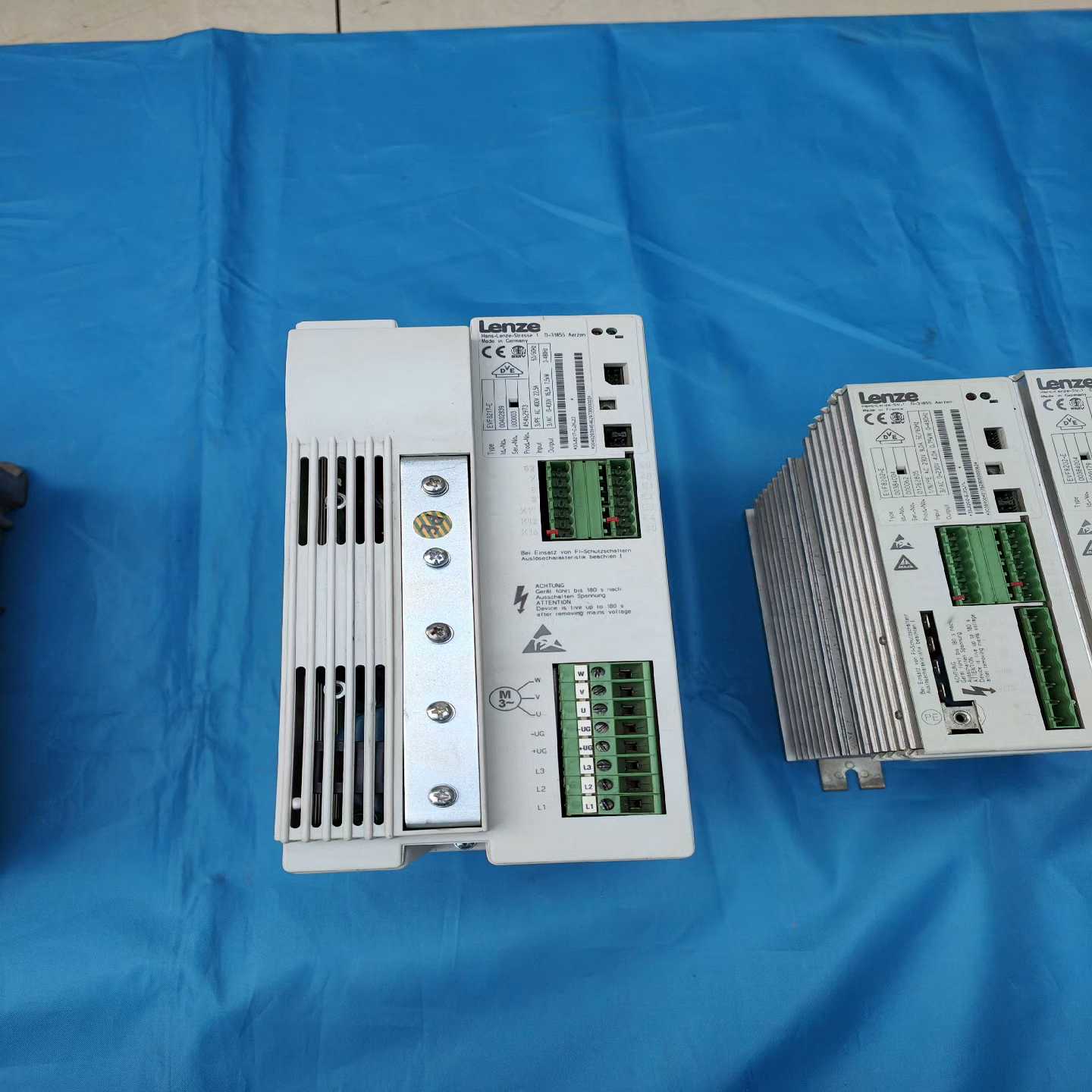 伦茨EVF8217-E 7.5KW功能，外壳完好无裂，3【落红设备】