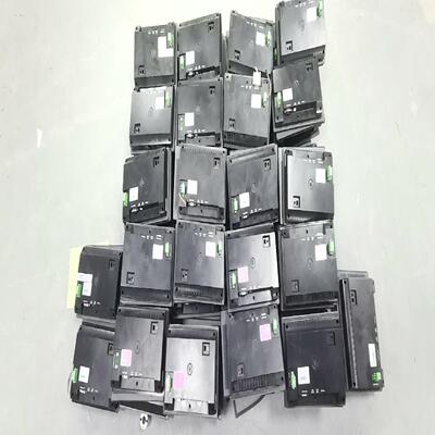 步科触摸屏 ET070 成色漂亮，功能包好，需要联系！