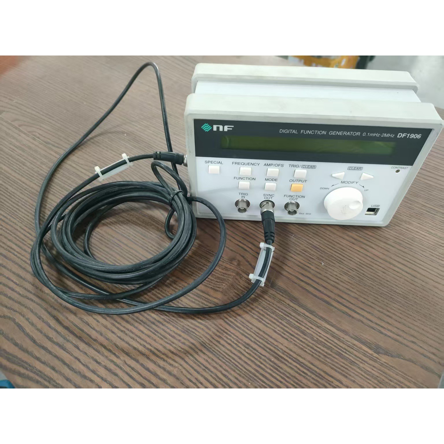 售前询价NF DF1906数字函数产生器频率范围01mHz-