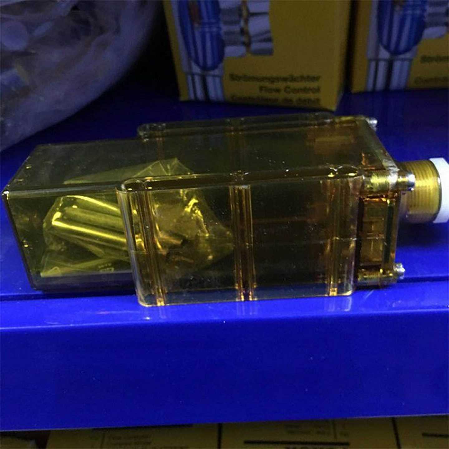 EO25M-BS18K-6X优质供G应图尔克Turck直反式光电开关
