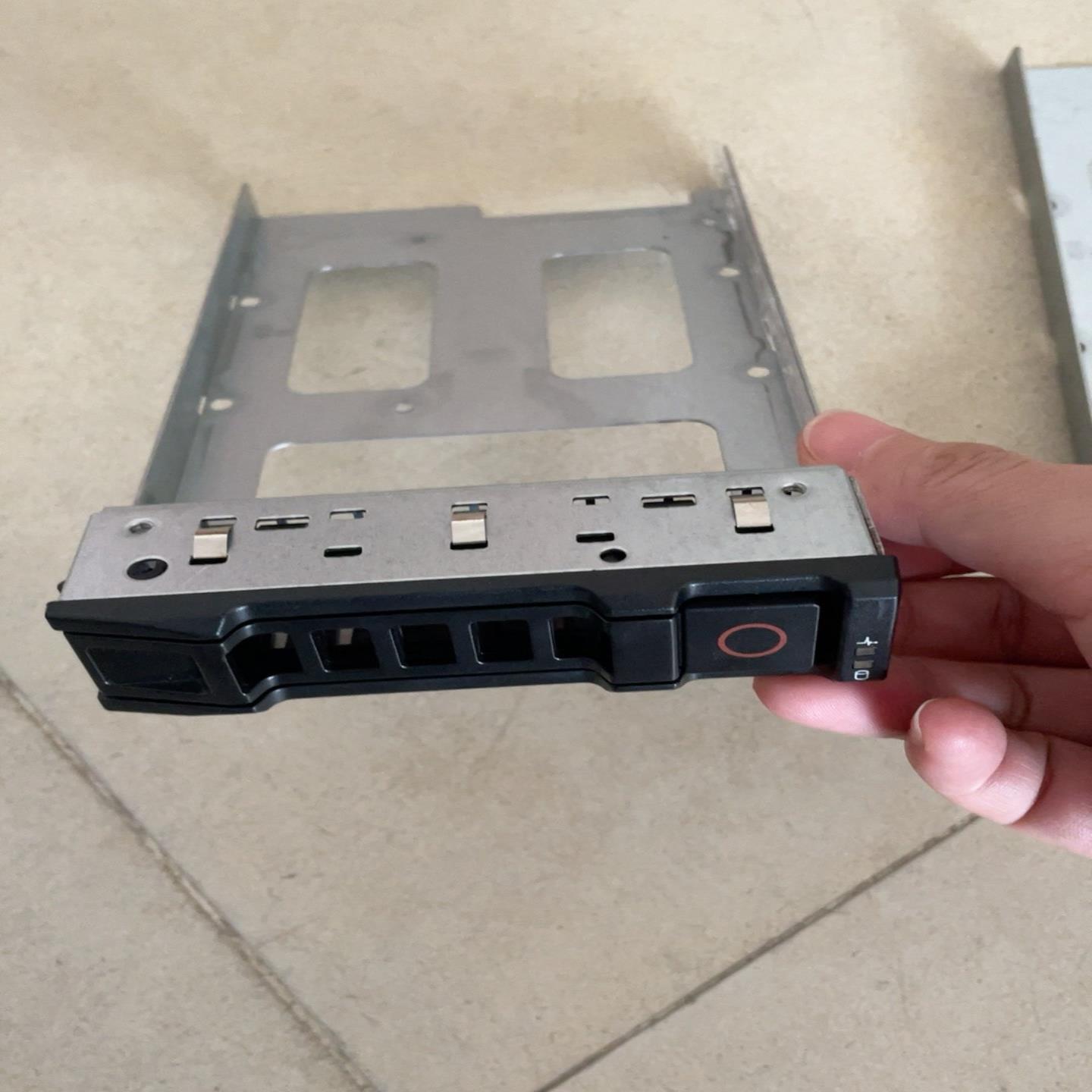 DELL戴尔CS24-SCC1100C2100服务器3；议价