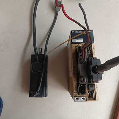 安川伺服驱动器SGDV-R9A01B配个sGMJV-01AD询价