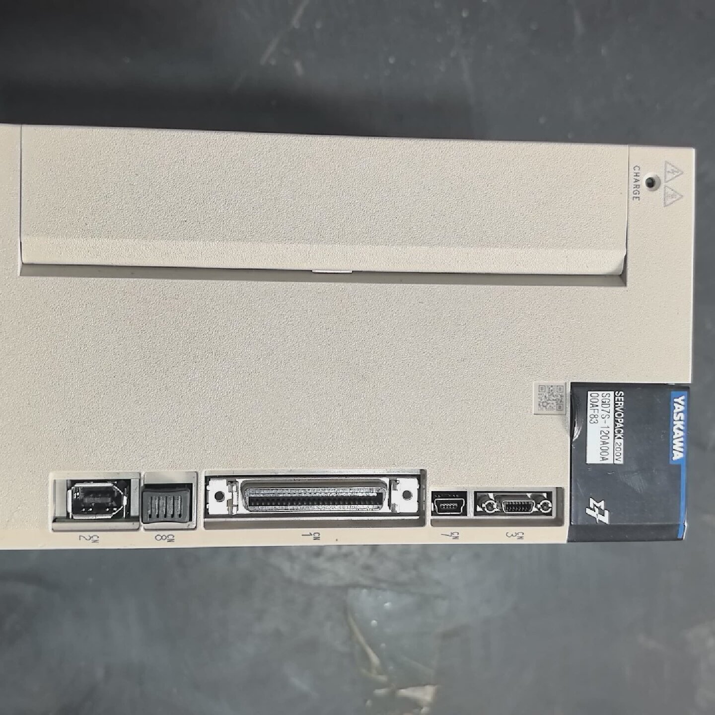 议价安川伺服驱动SGD7S120A00A00AF83一台成议价