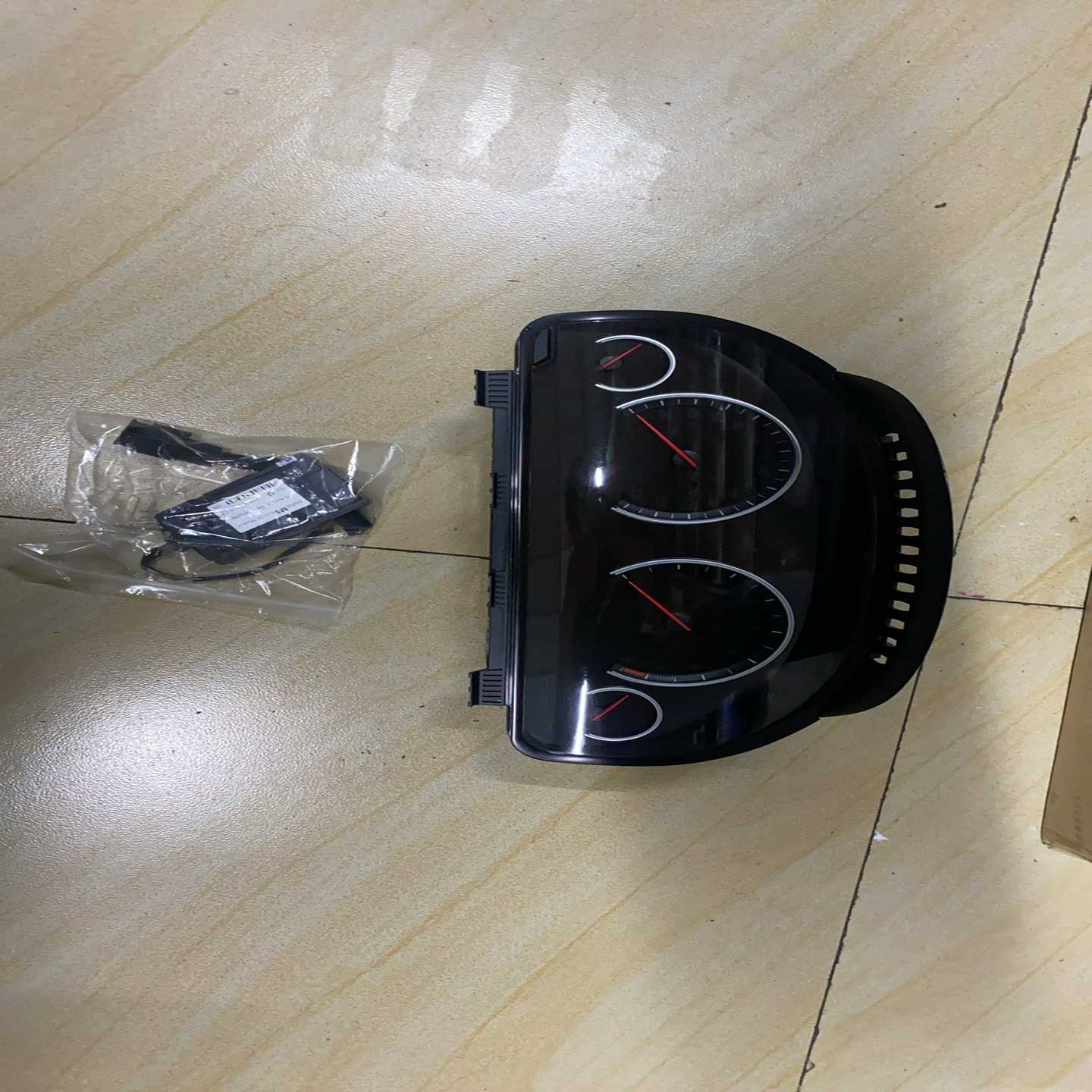 宝马F盘5系6系7系半液晶仪表后改的带档位模块M5红针白底光--议价