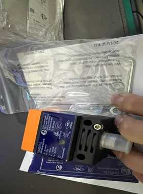 莱尔德LAIRD 28C0236-0EW-10 铁氧体磁珠~询价