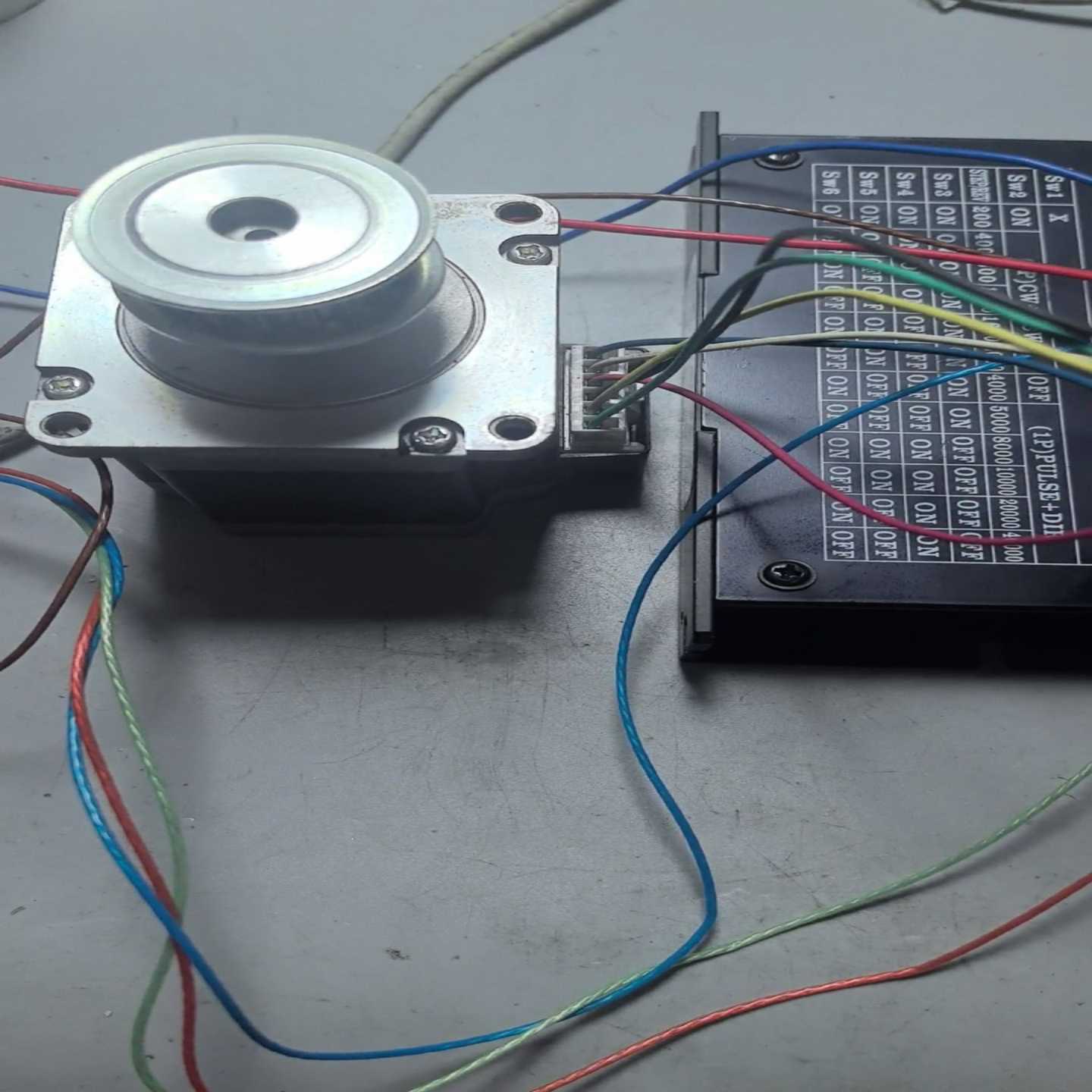 议价韩国Extion，6线步进驱动器，EXD2040M-L，成色