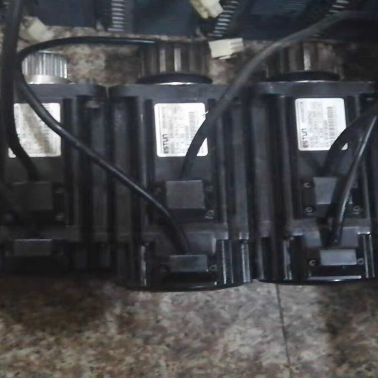 EMJ-08APA21  ESTUN 伺服电机，件，成色[浩蓉商户]