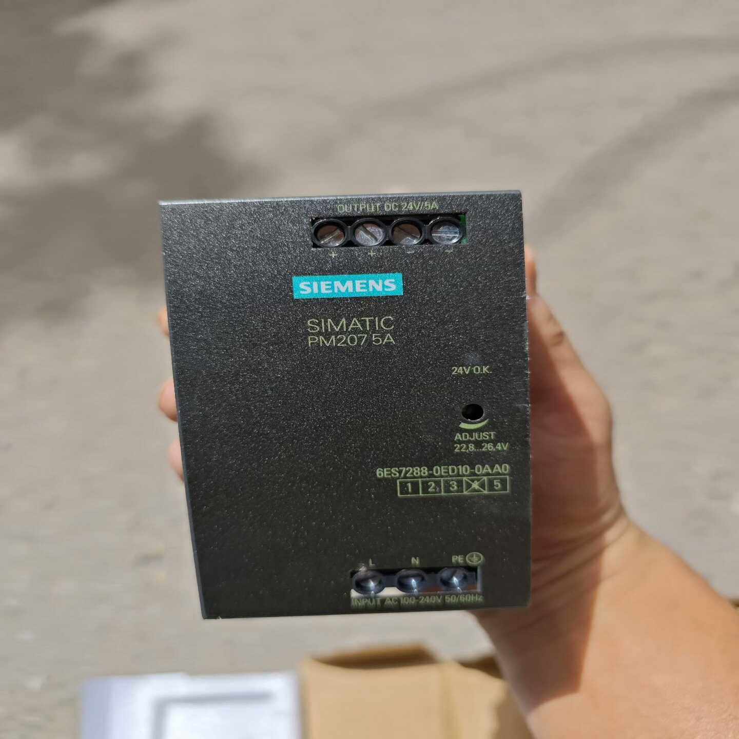 电源PM207.5A的电流。6ES7288-0询价