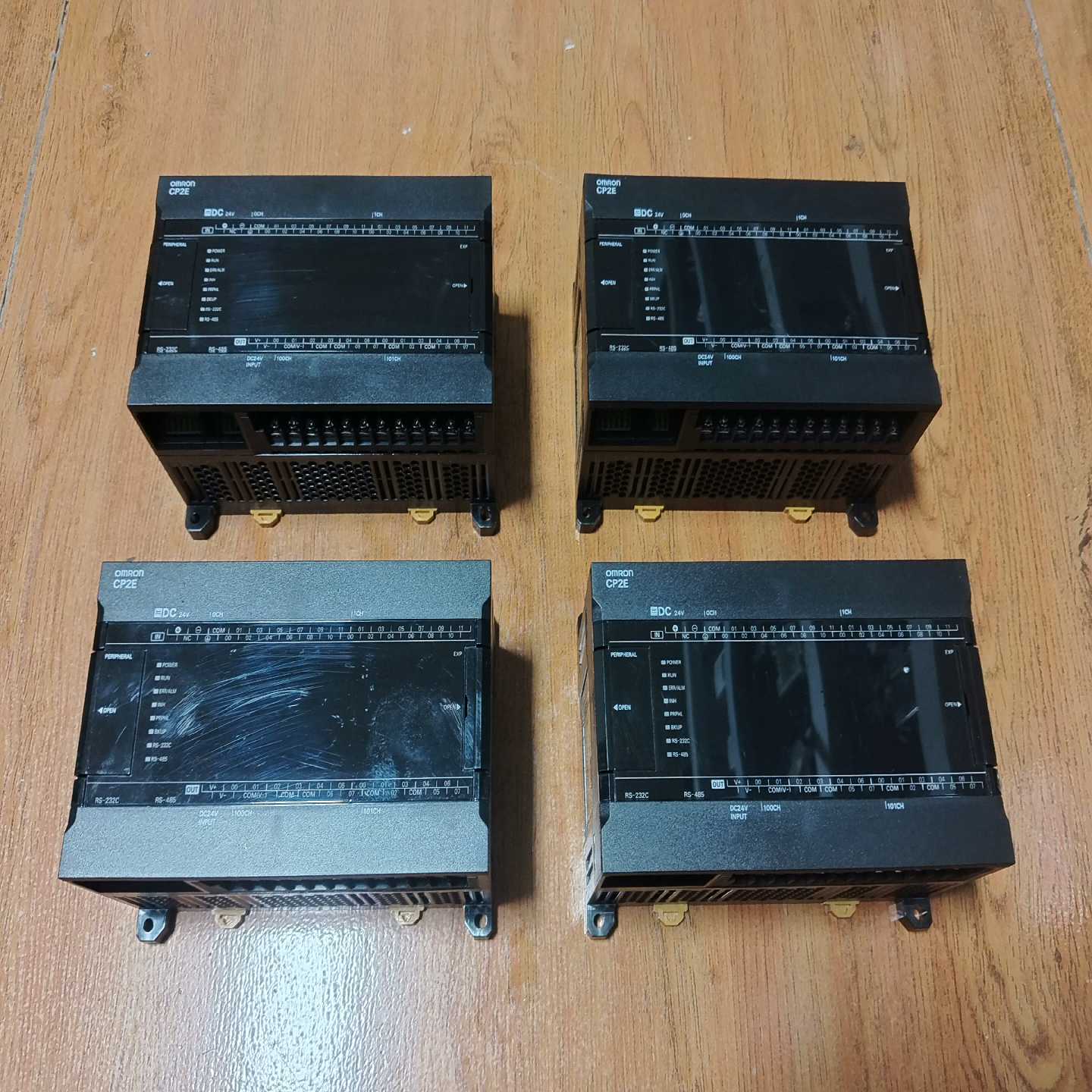 咨询-PLCCP2E-S40DT-D，功能正常，成色为实图