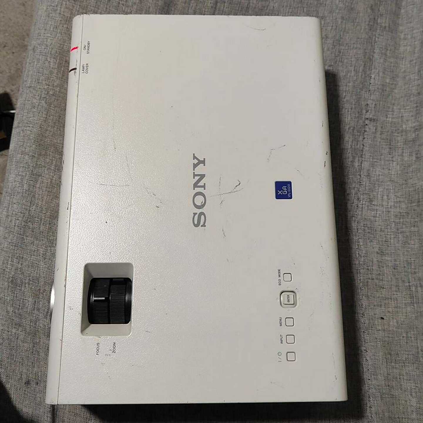 索尼投影仪VPL-EX241