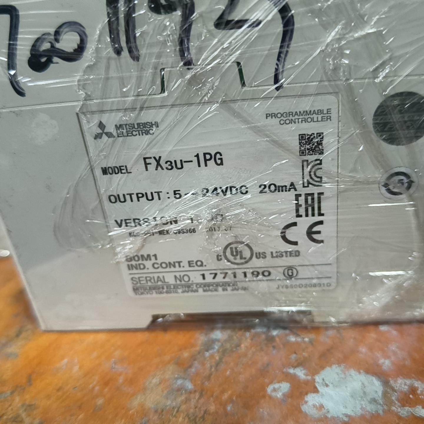 FX3U-1PG，，功能，少盖子。型号为F