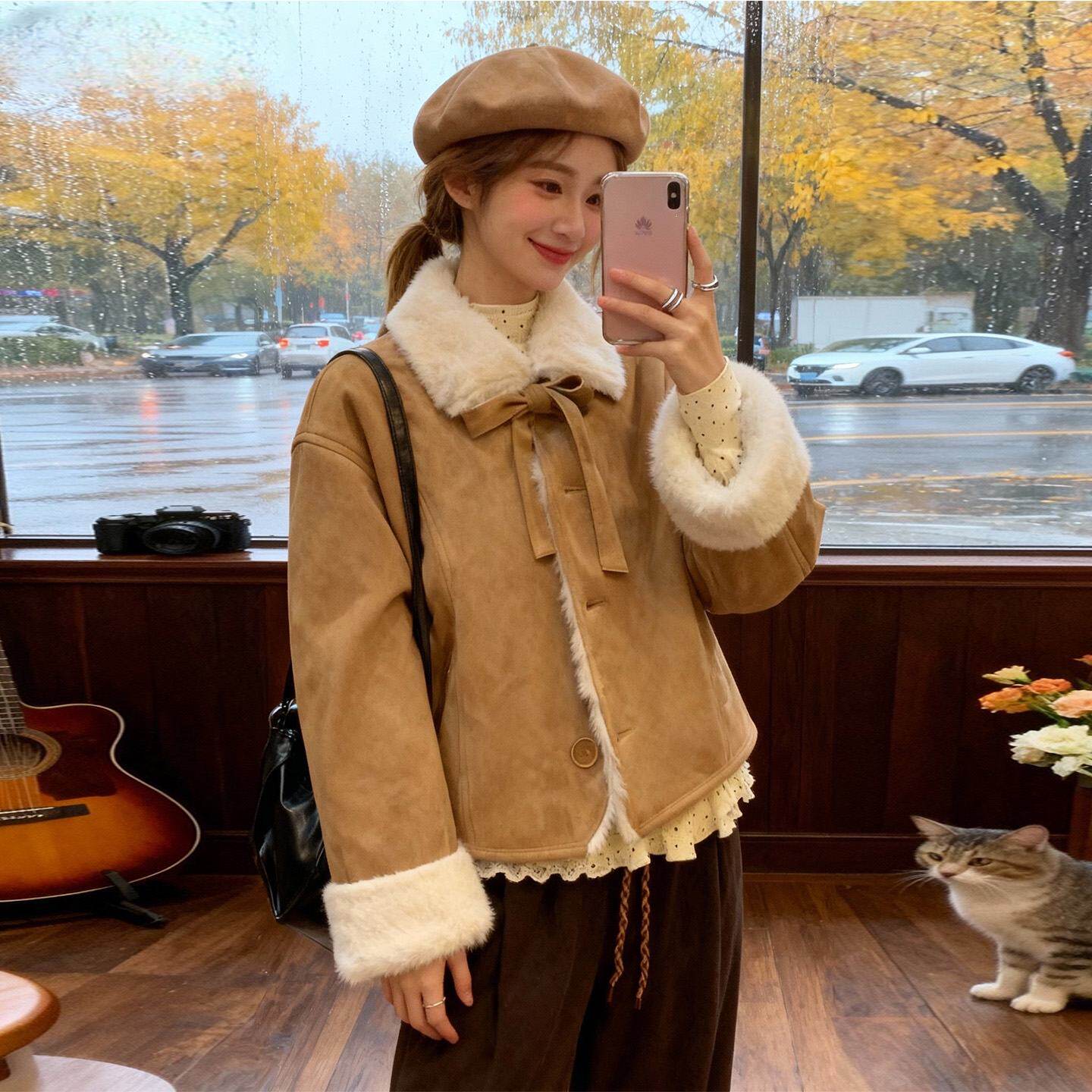 复古麂皮绒外套女短款冬季新款洋派羊羔毛皮毛一体小个子毛毛上衣