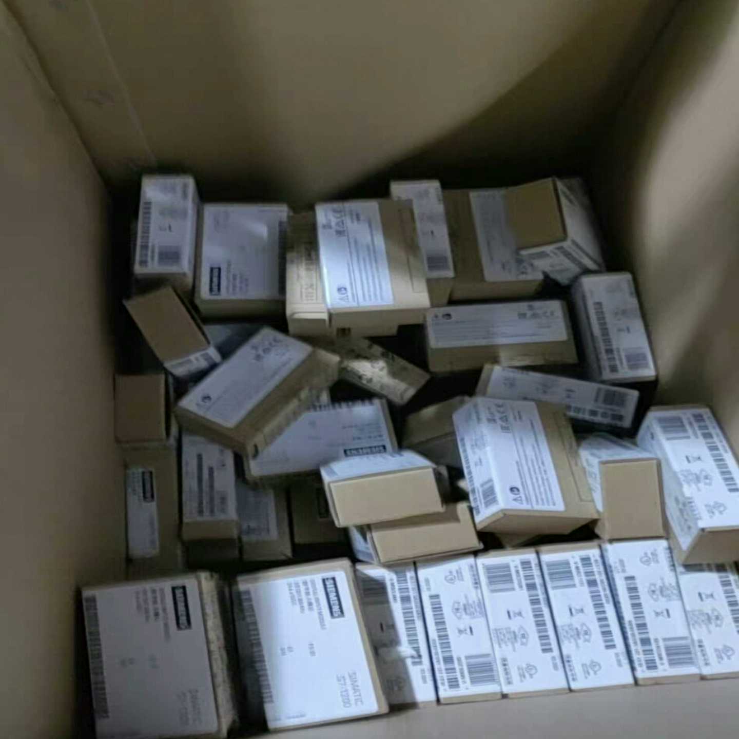 【议价】S7-1200数字量信号扩展板SB1223适用