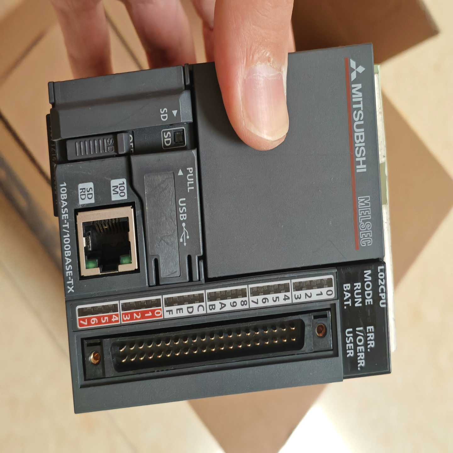 三菱L系列L02CPU，正品原装拆机，功能包好，成色如图所示--议价