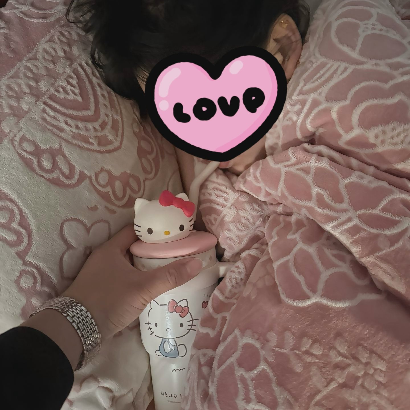 凯蒂猫水杯新款2025卡通可爱杯子大容量送女友吸管杯子高颜值