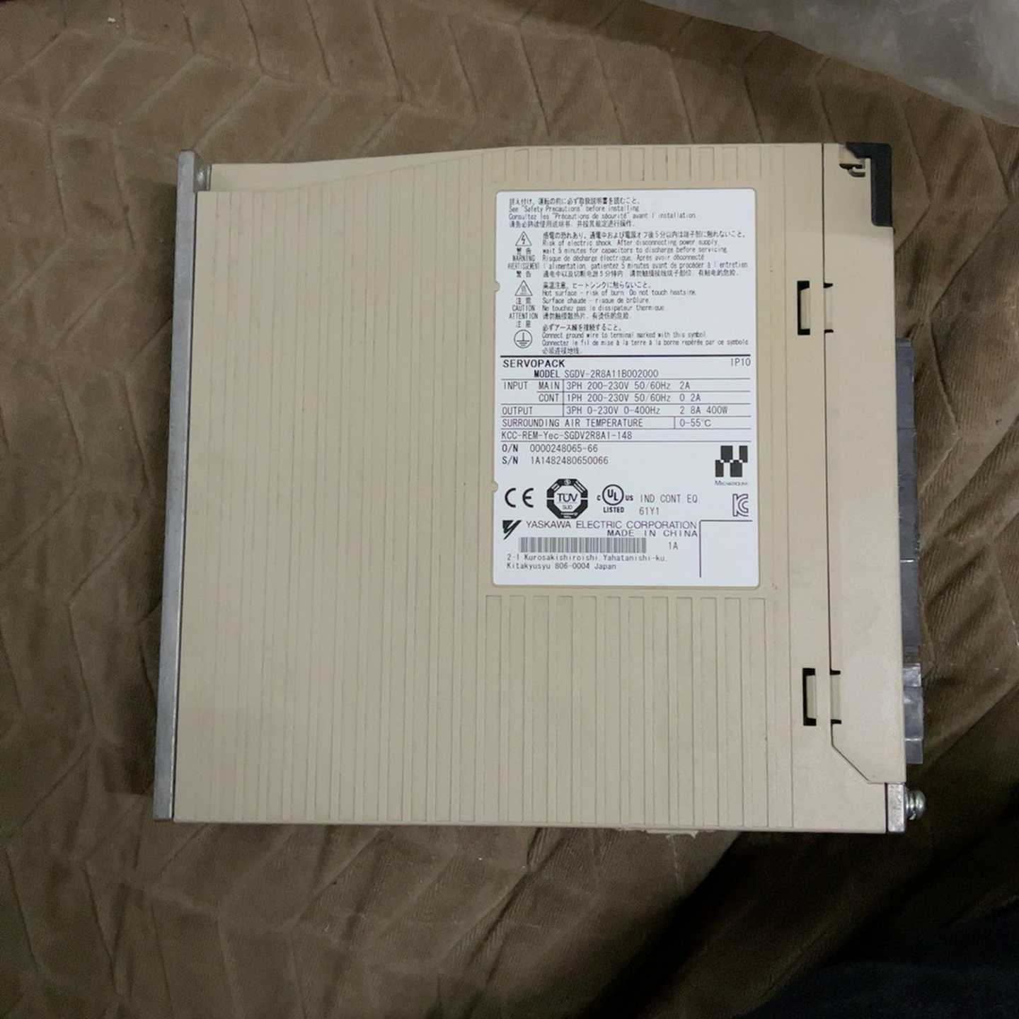 【星慕电子】未上机安川驱动SGDV-R90A11B002000
