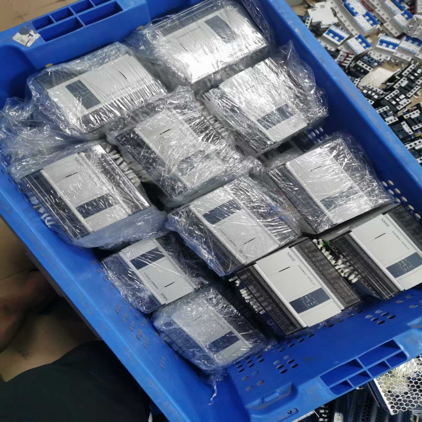 信捷PLCXD3-24T-E成色很新版本很新，，功能询价