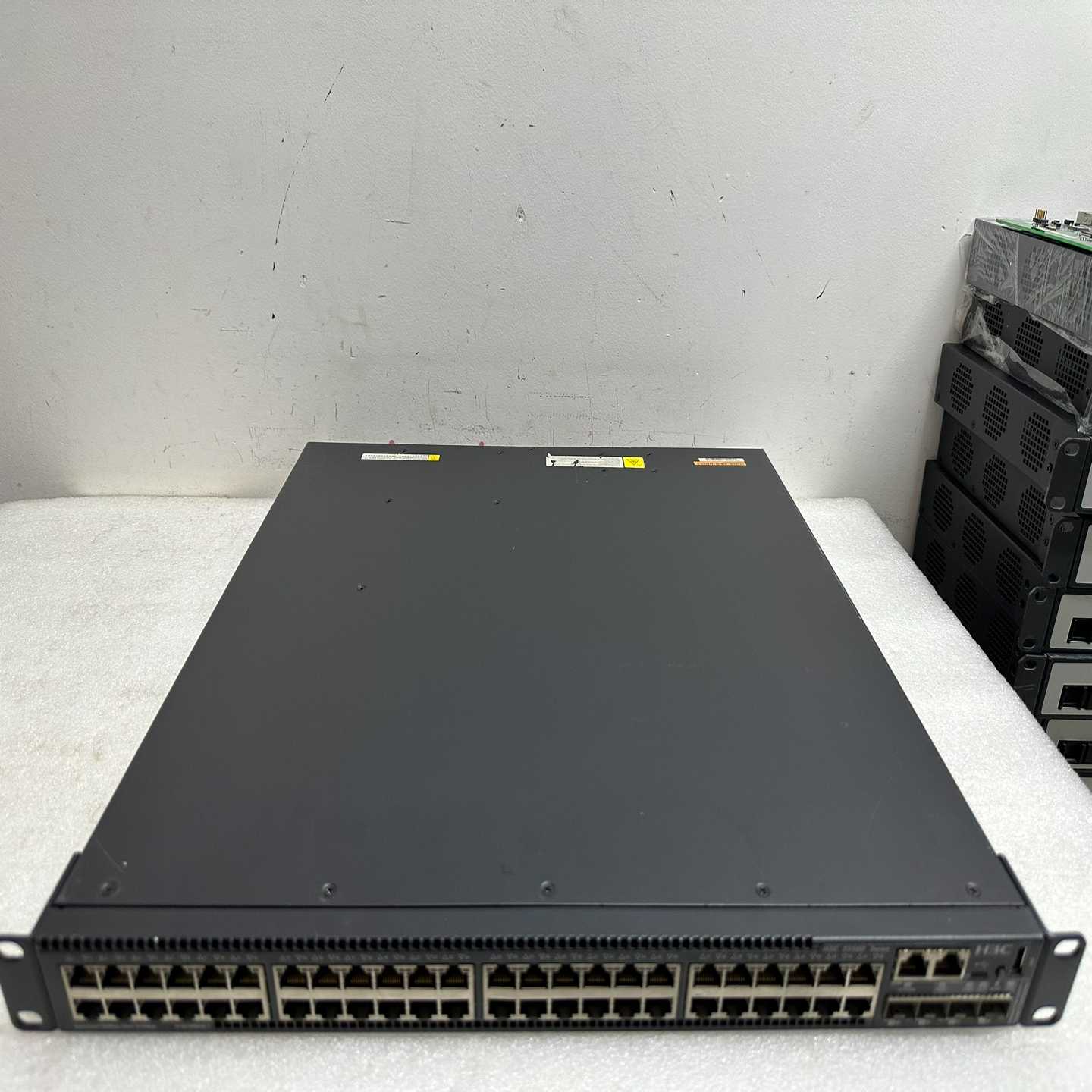 询价~H3C S5560X-54C-PWR-EI 千兆POE交换机
