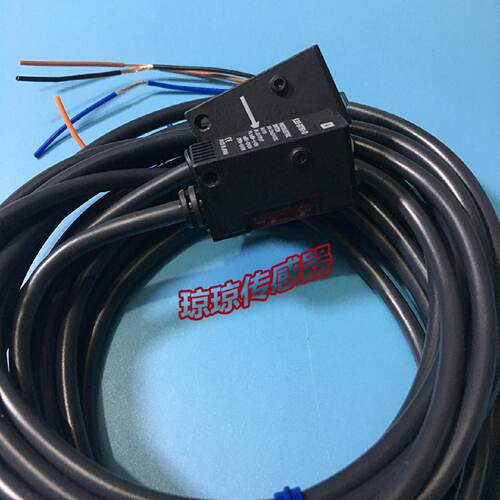 供应E3S-BT11 E3S-BT81 E3S-BT61对射光电开关传感器-D/-L*