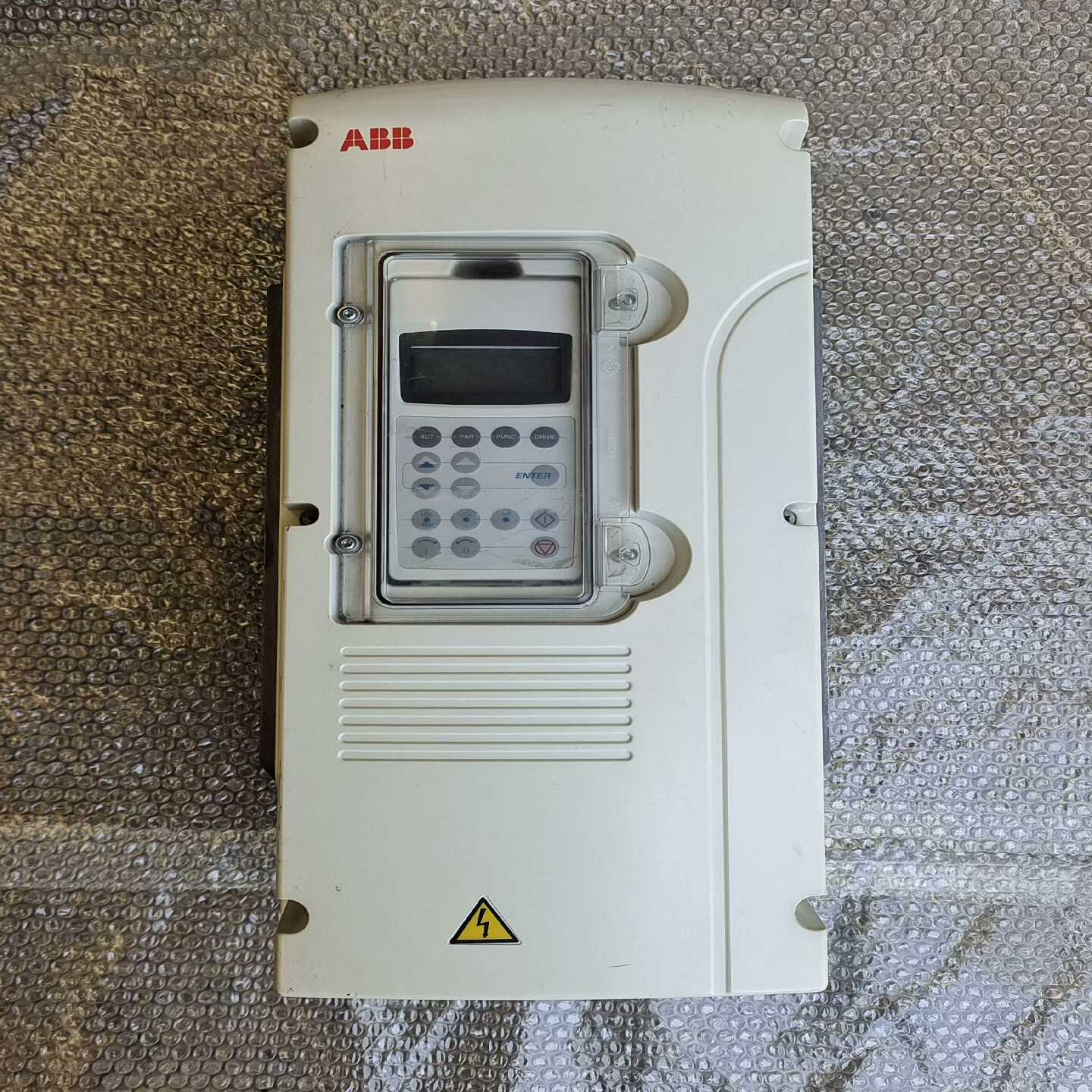 ABB变频器ACS800-01-0011-3B056P--议价商品