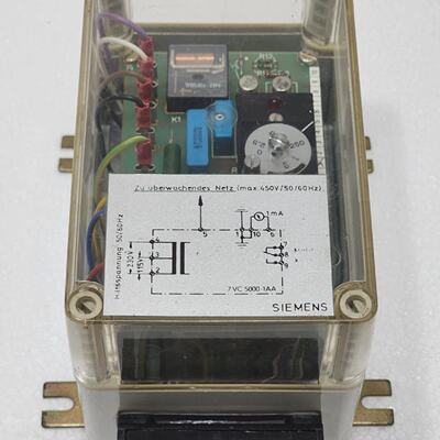 SIEMENS 7VC50001AA EARTH LEAKAGE MONITOR Un 450V  Uh 115230V