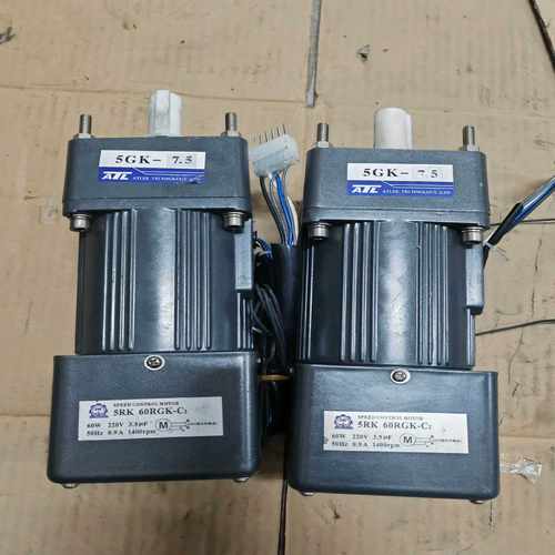 咨询-60W调速马达单相220V速比7.5轴径12mm带独