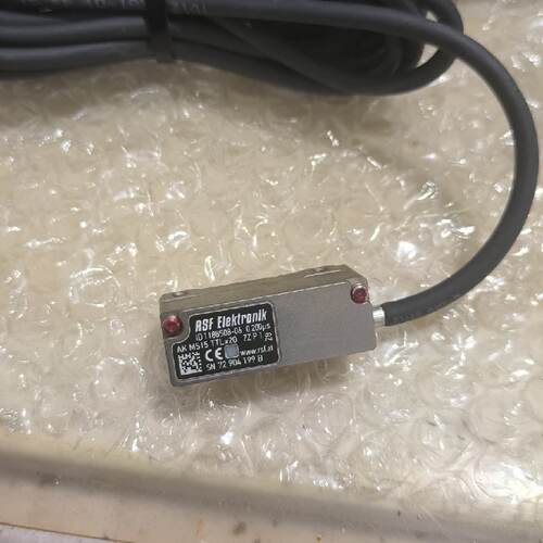 溢价-RSFElektrok光栅尺读头型号AKMS