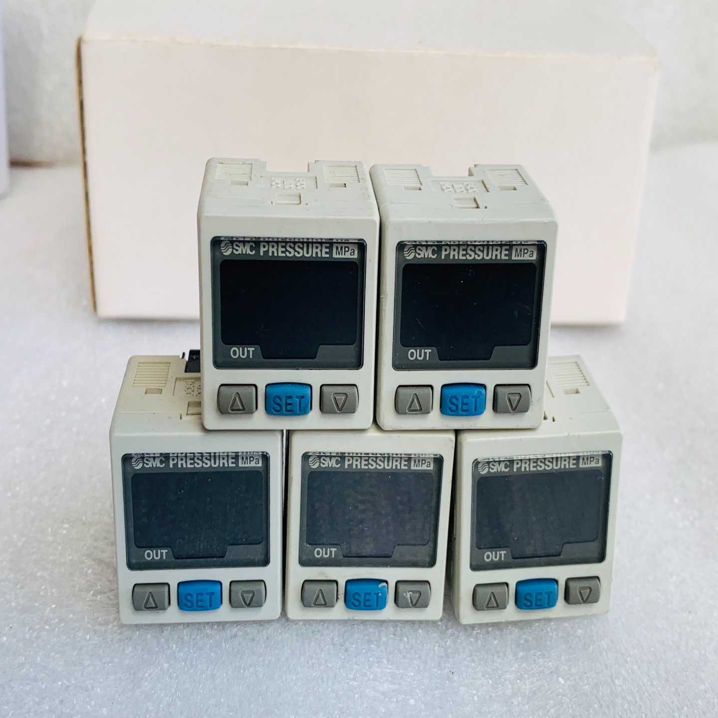 【议价】SMC数显压力表ISE30-CH4-65  12