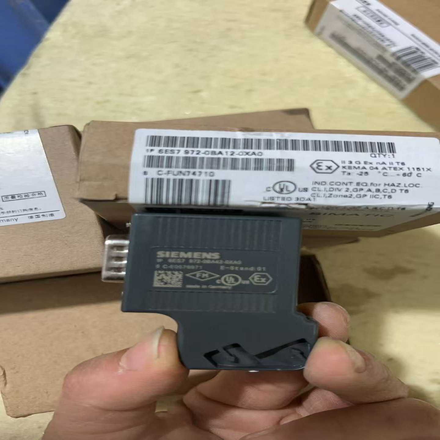 6ES7972-0BA12-0XA0数据总线插头模询价