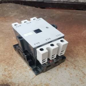CJX1-75交流接触器长城电器3TF48店铺关张处理库存！{议价}