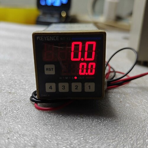 寻I基恩士数字计数器RT13一个