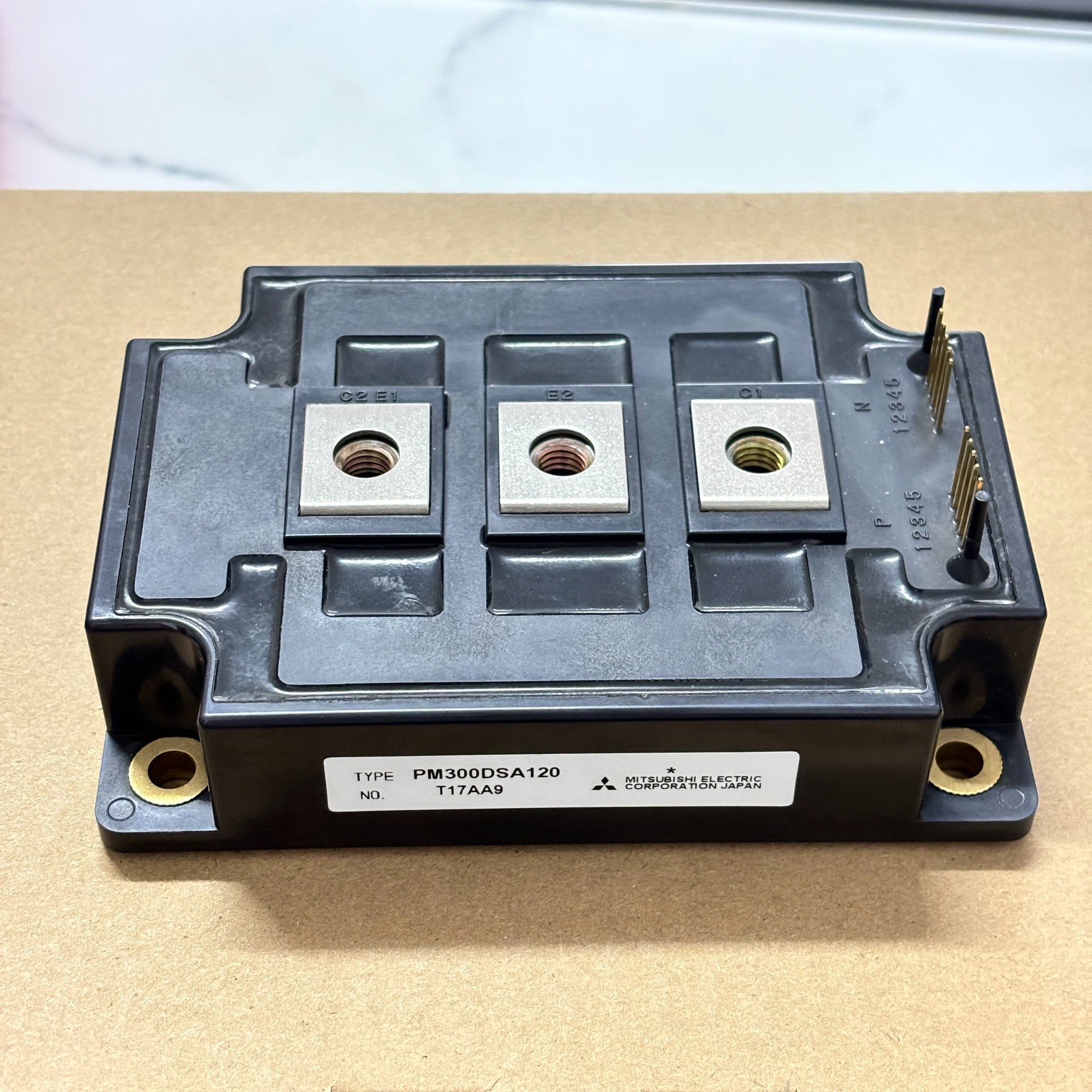 PM300DSA120 联系（佳毅工控）