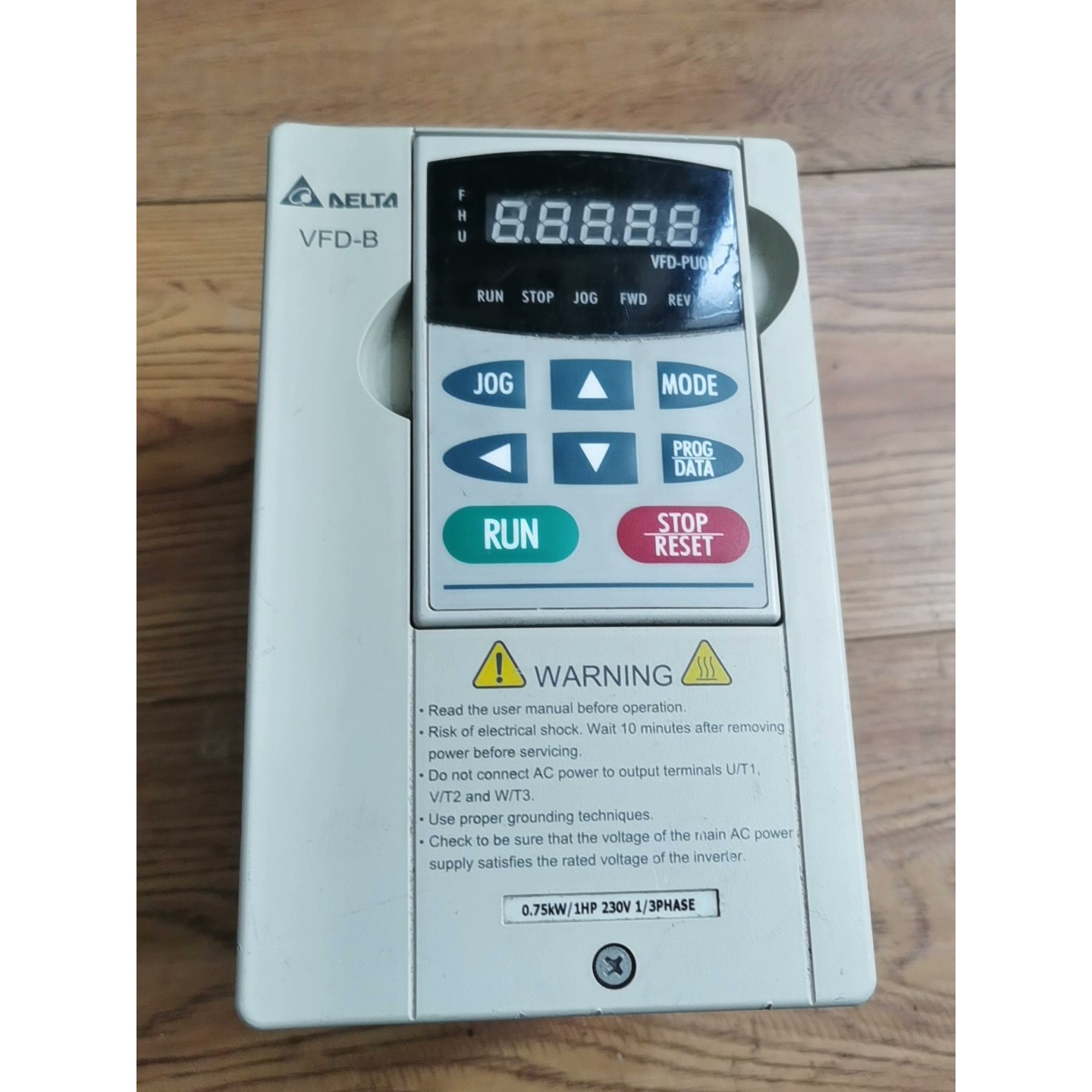 台达变频器VFD007B21A   075KW  220V询价