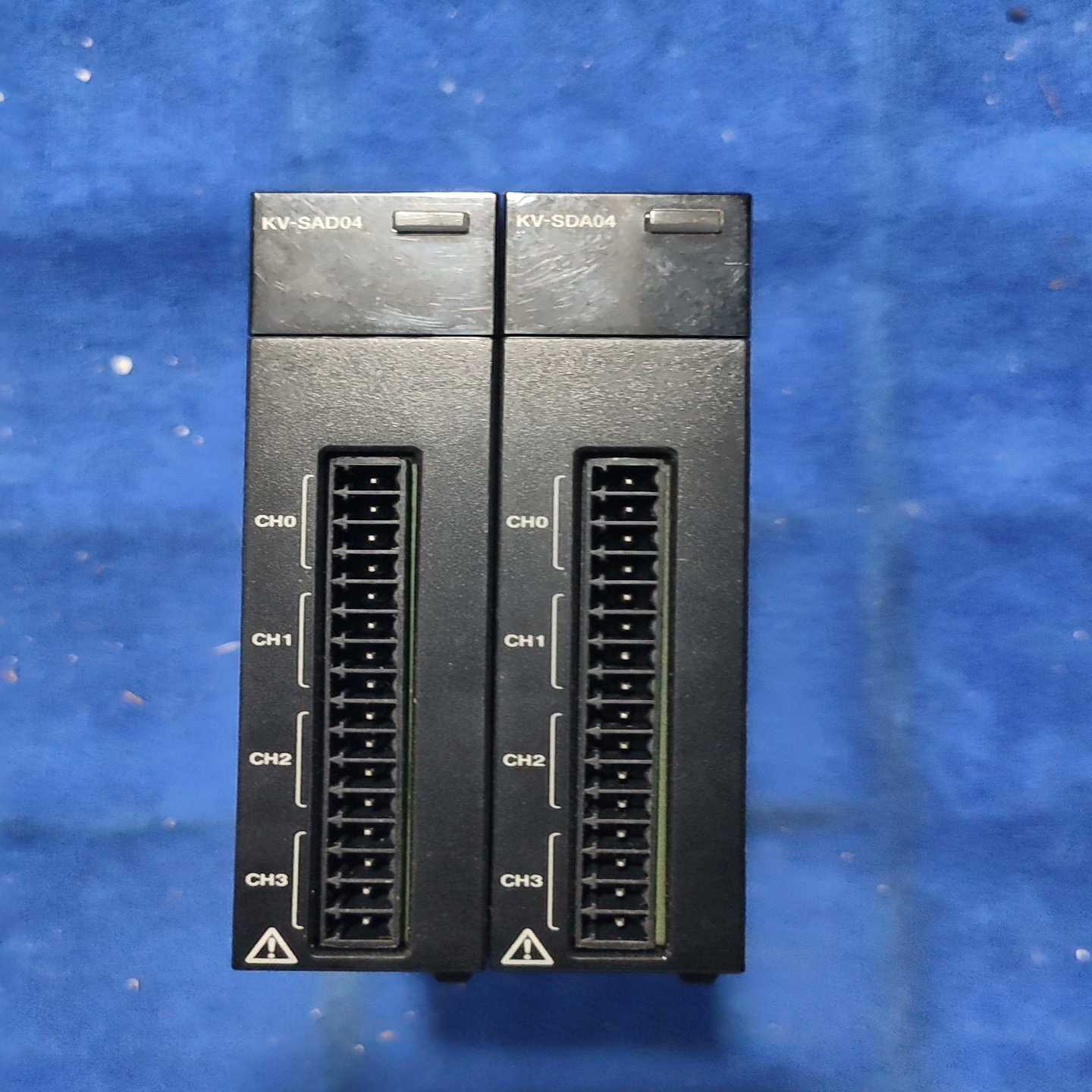 基恩士PLCKV-SAD04拆机件功能包好实物图询--议价商品