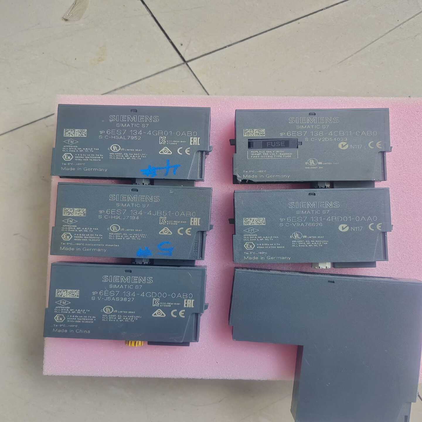 议价6UES7134-4GD00-0AB0：3块6ES7138-4现货/维修