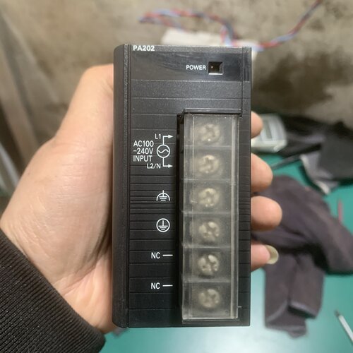【询价】电源CJ1W-PA202、件、功能正常，成色如图