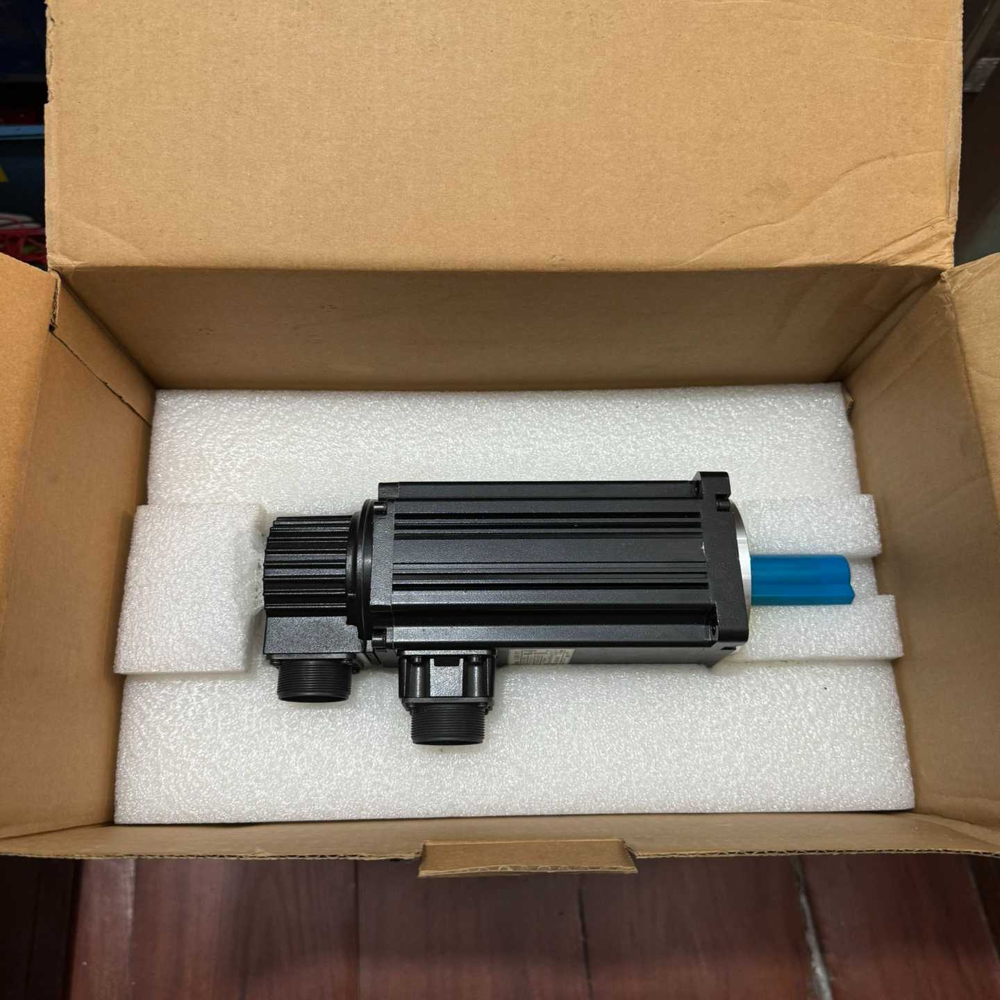 【请询价】ECMA-C11010SS  2台已售1台库存1台