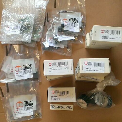【询价】Lots MetalWork 金属配件一套