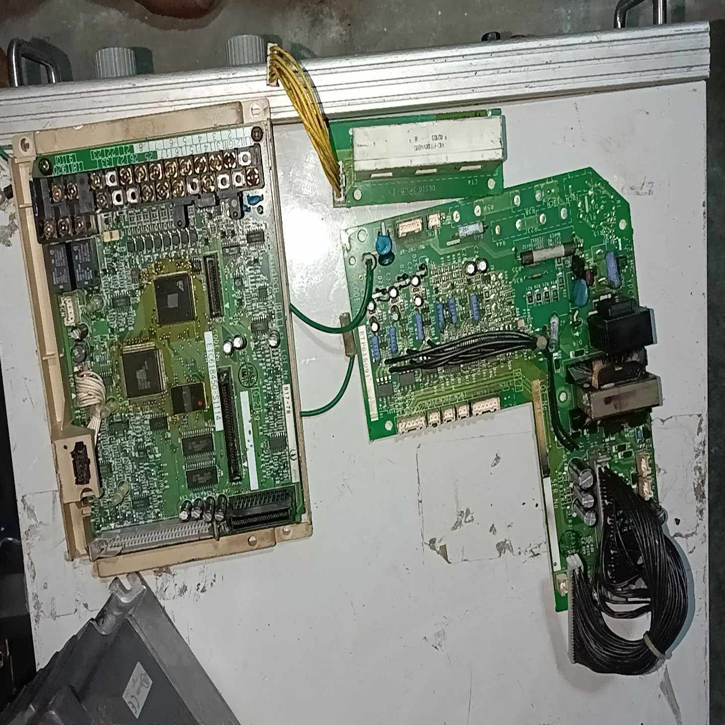 【请询价】cimr-g5a2015安川变频器220v15kw驱动板主板