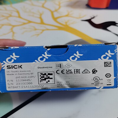 咨询-sike西克反反射传感器一个wtb4ft-21a11120z