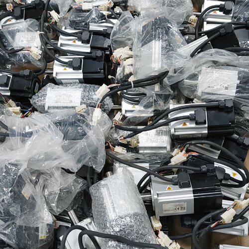 询价*KCFA伺服电机SVX2MH040AB2LN400W