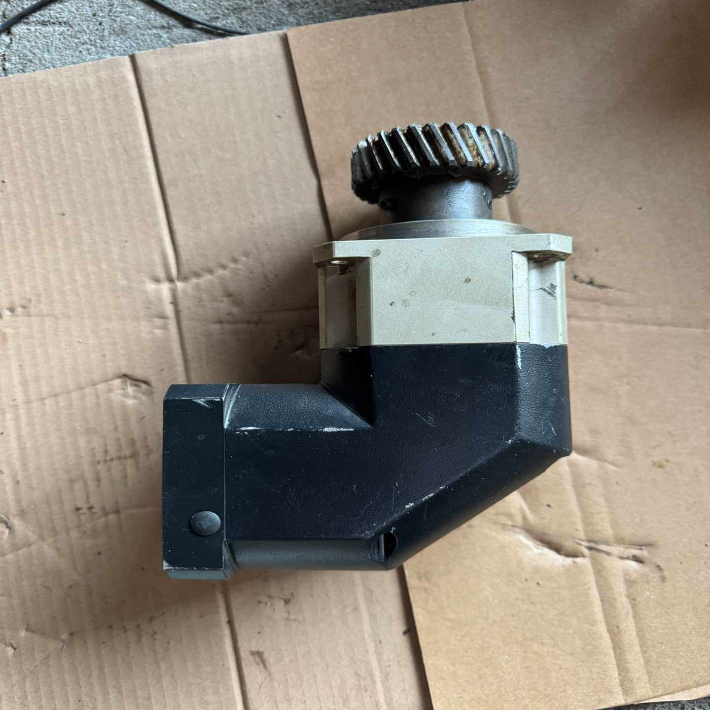 FABR090-5-S2-P2行星减速机、、图片就是询价