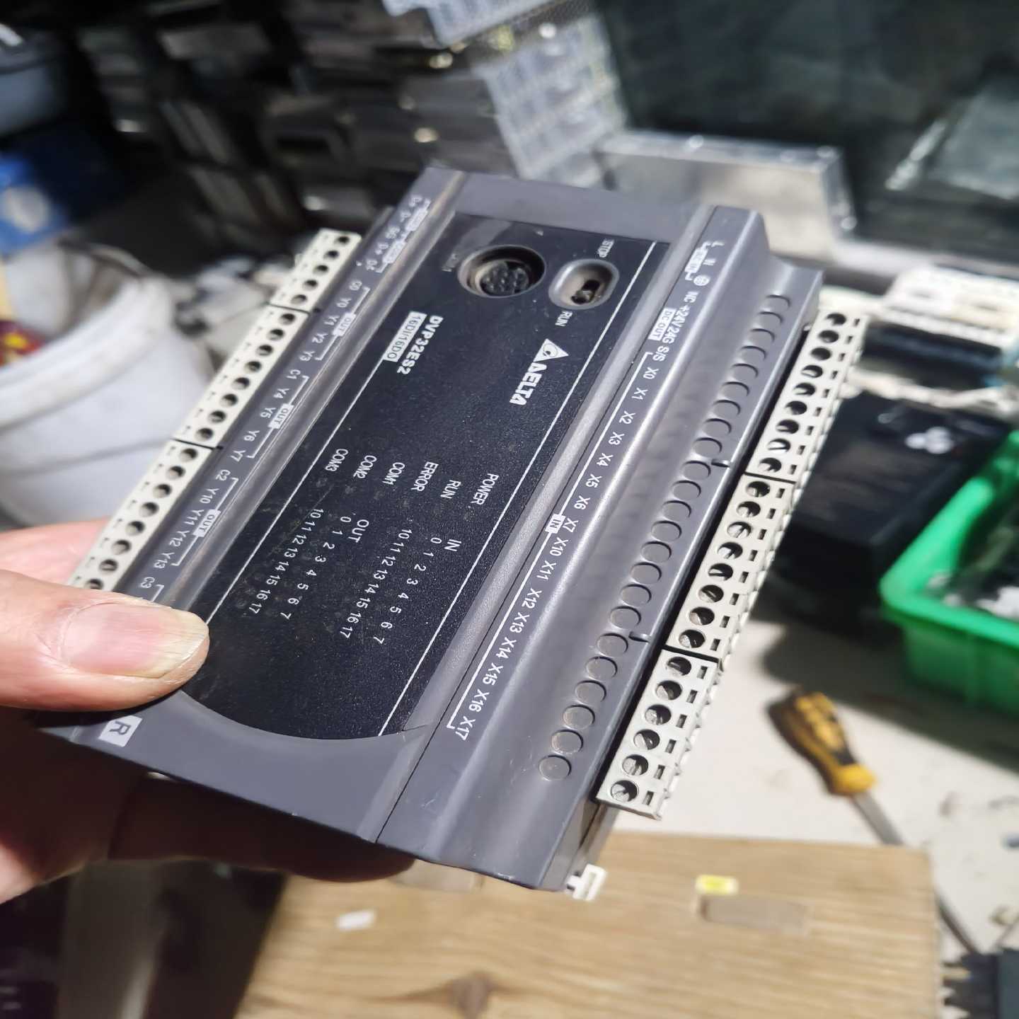台达PLCDVP32ES200R有一台,9成新以上,包议价