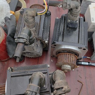 询价 电机GYG152C5RG2一共三台有一台接头部分有破