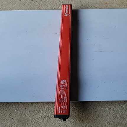 施耐德XUSL2E30H046N成色看图。--议价商品